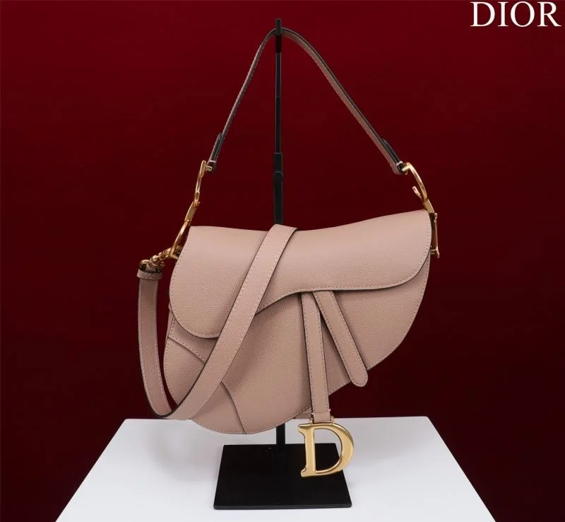 Stylish Christian Dior Saddle bags 47212