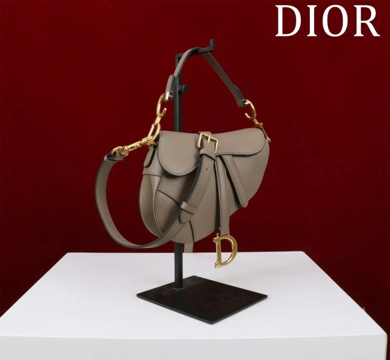 Elegant Christian Dior Saddle bags 47198