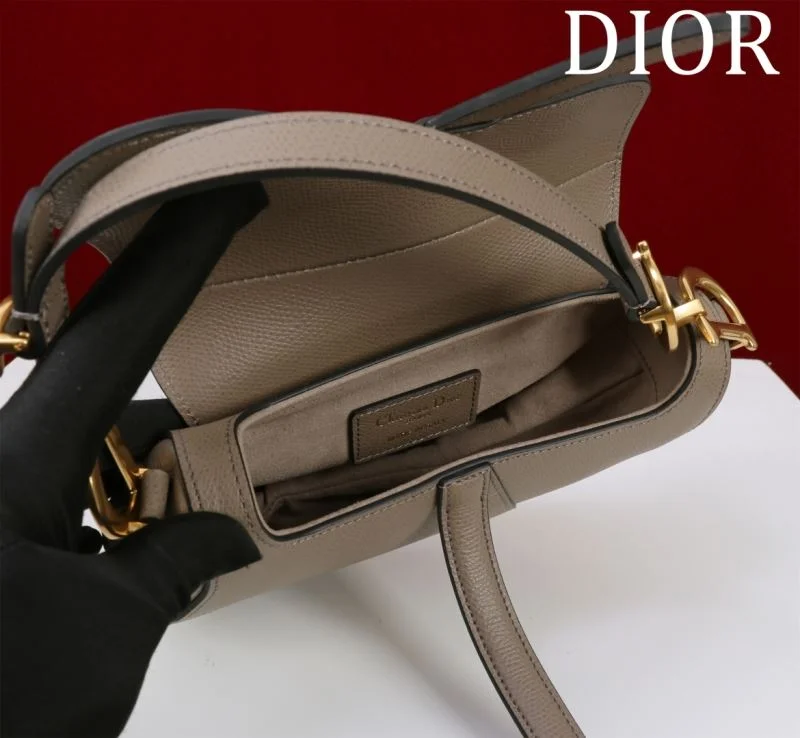 Elegant Christian Dior Saddle bags 47198
