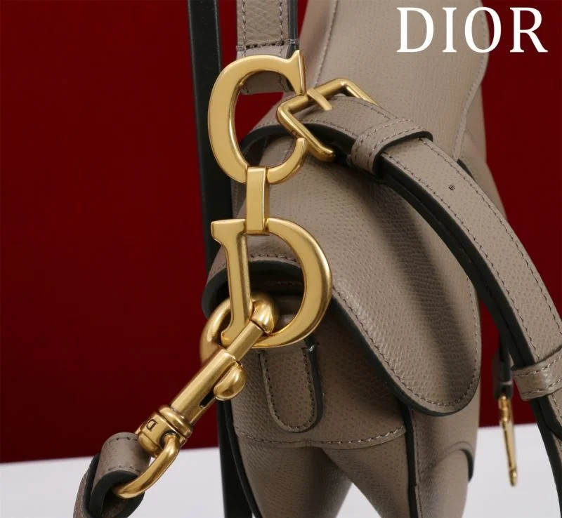 Elegant Christian Dior Saddle bags 47198