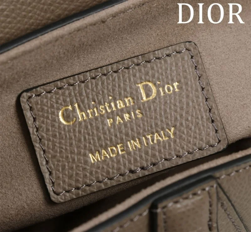 Elegant Christian Dior Saddle bags 47198