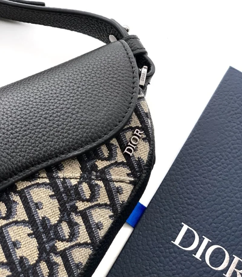 Christian Dior Saddle bags Durable 47170