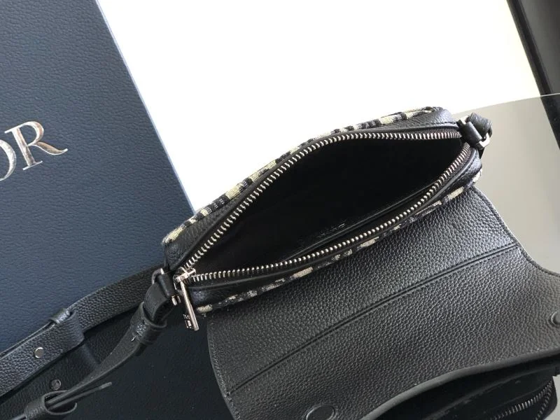 Christian Dior Saddle bags Durable 47170