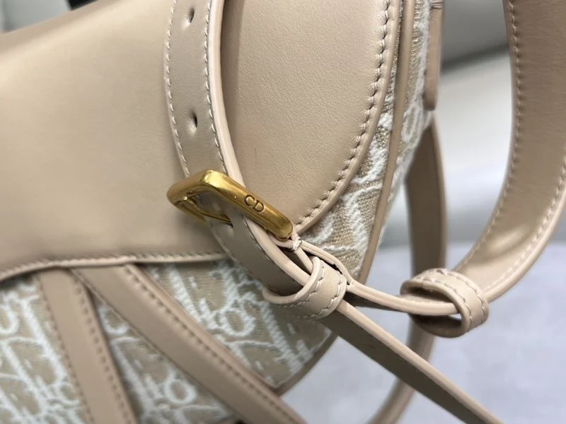 Casual Christian Dior Saddle bags 47171