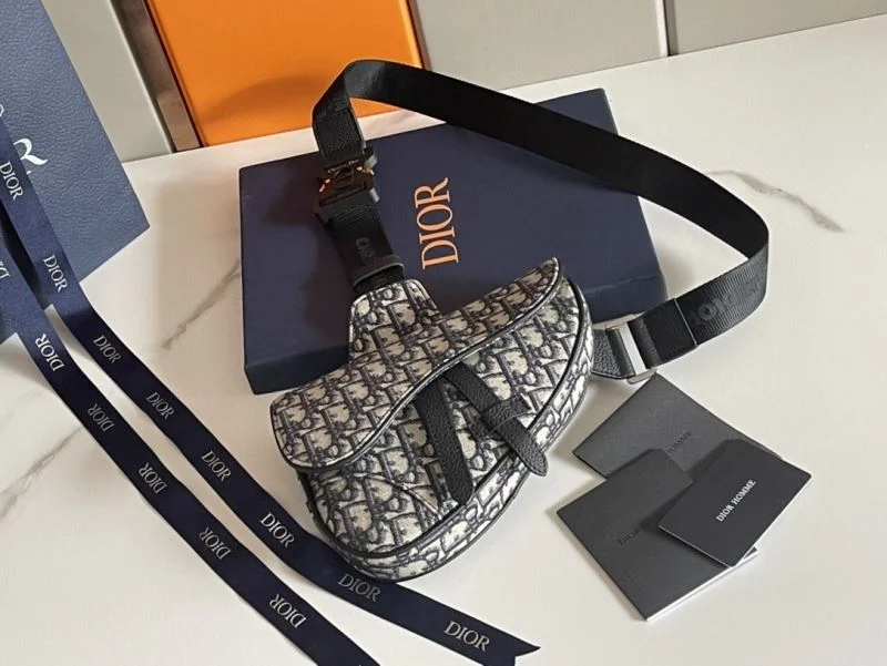 Lightweight Christian Dior Saddle bags 47165