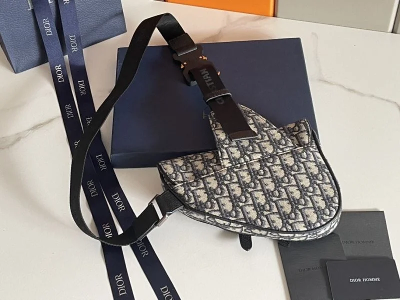 Lightweight Christian Dior Saddle bags 47165