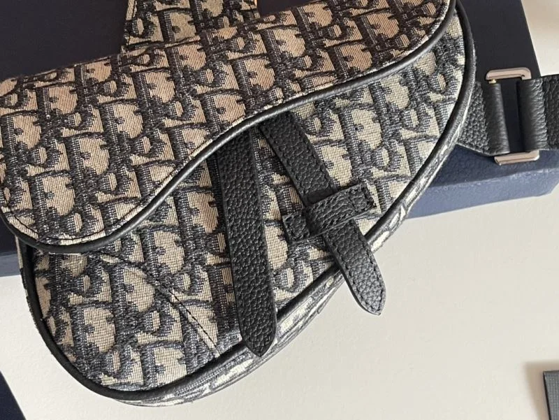 Lightweight Christian Dior Saddle bags 47165