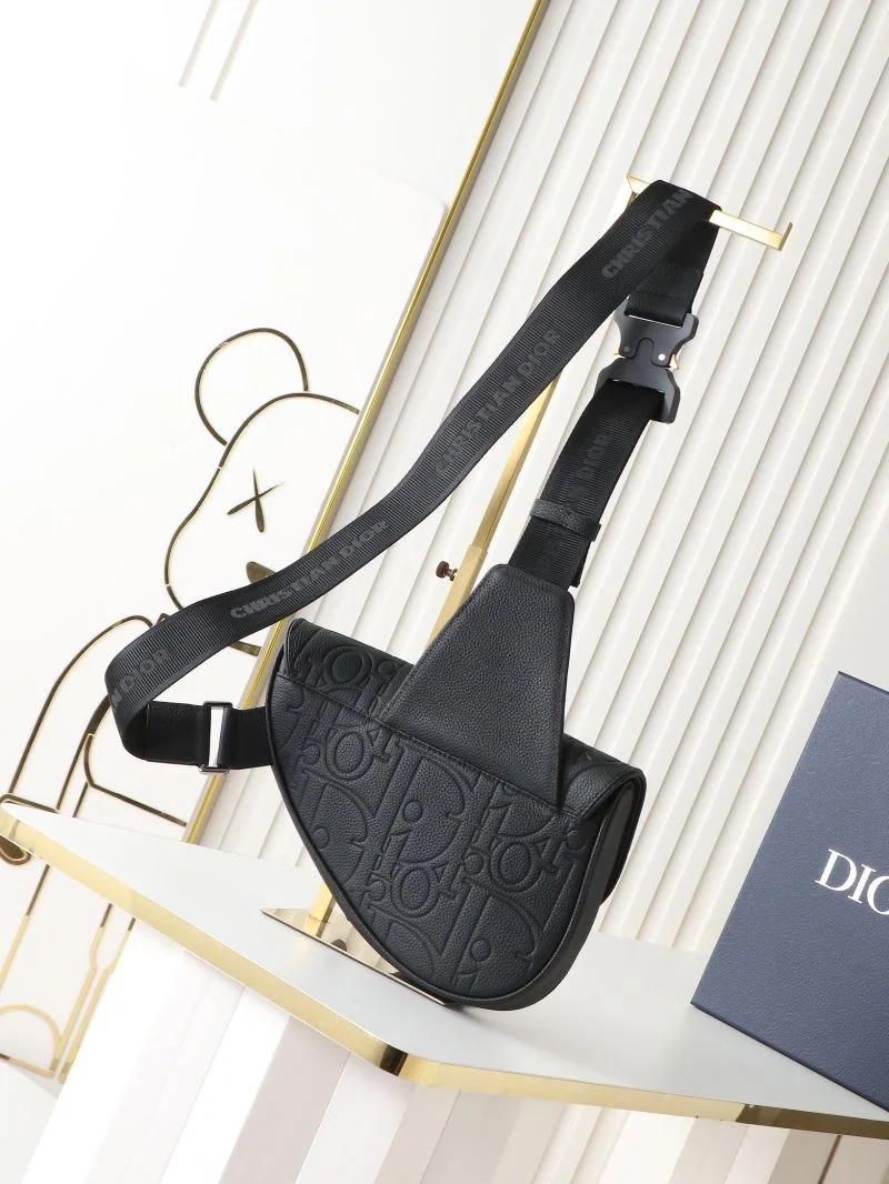 Minimalist Christian Dior Saddle bags 47158