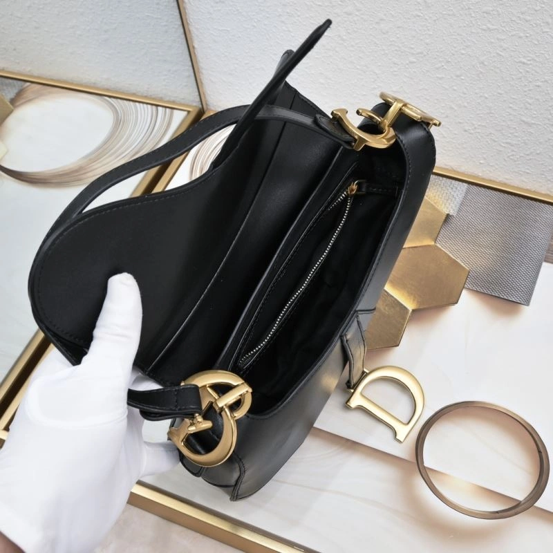 Christian Dior Saddle bags Minimalist 85705