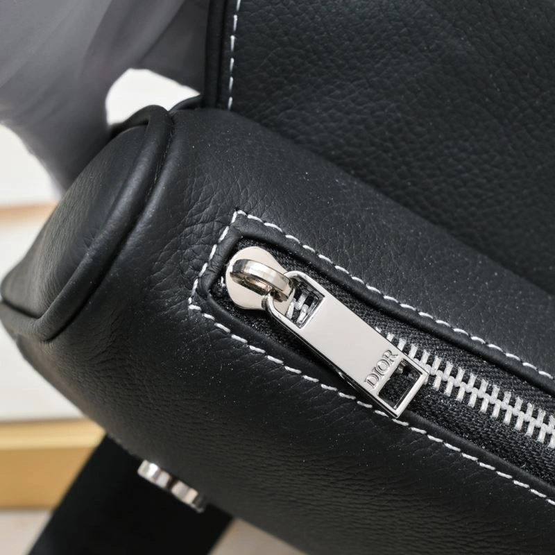 Timeless Christian Dior Saddle bags 85700