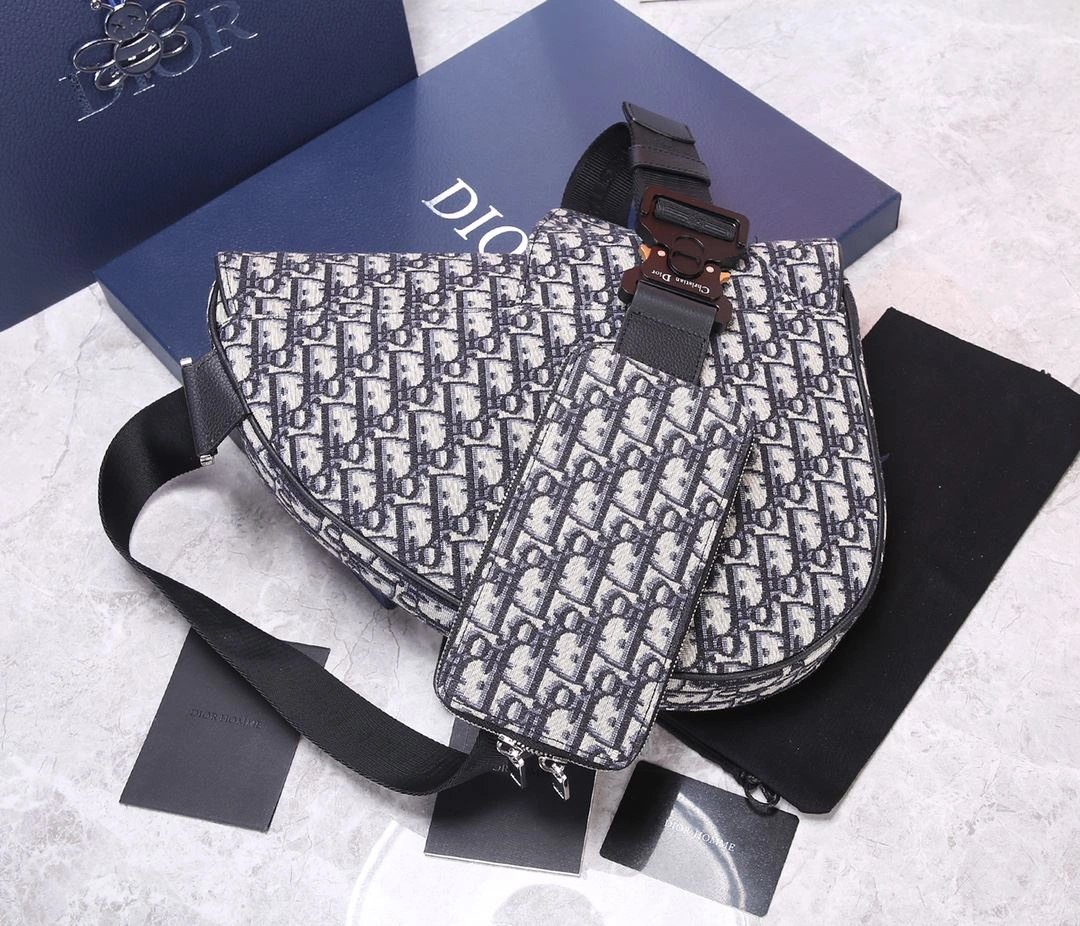 Affordable Christian Dior Saddle bags 92210