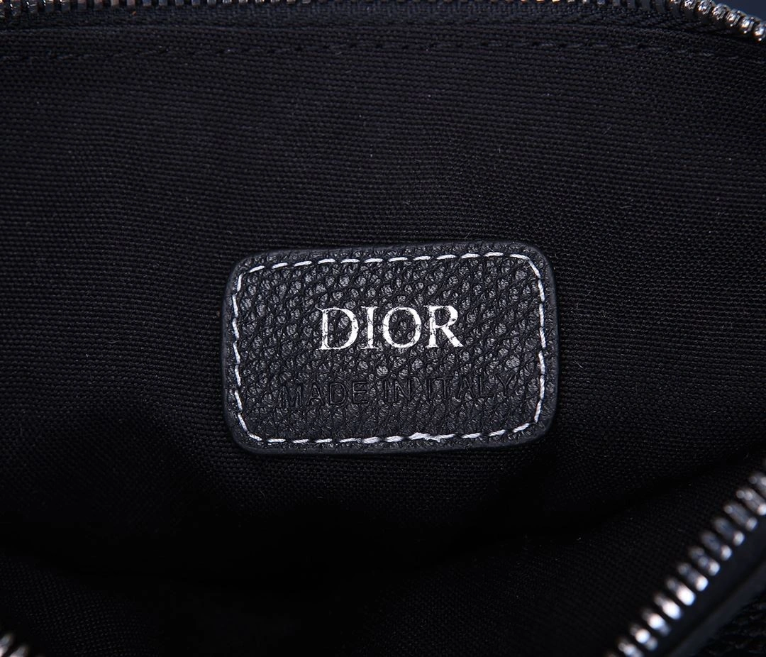 EyeCatching Christian Dior Saddle bags 92239