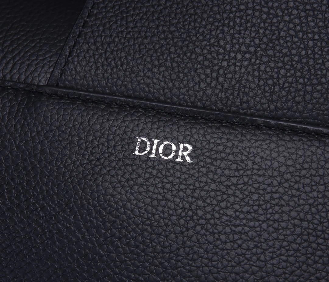 Sleek Christian Dior Saddle bags 92195