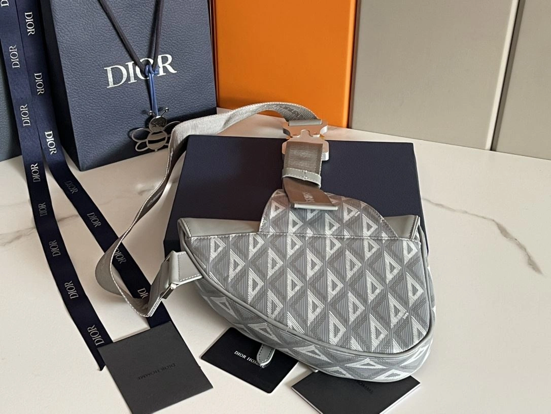 Unisex Christian Dior Saddle bags 92188