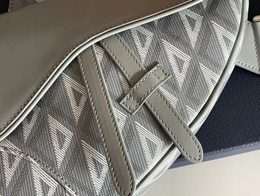 Unisex Christian Dior Saddle bags 92188