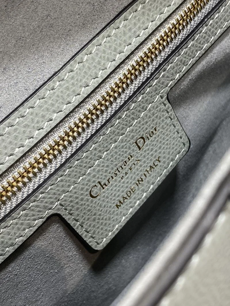 Sophisticated Christian Dior Saddle bags 46355
