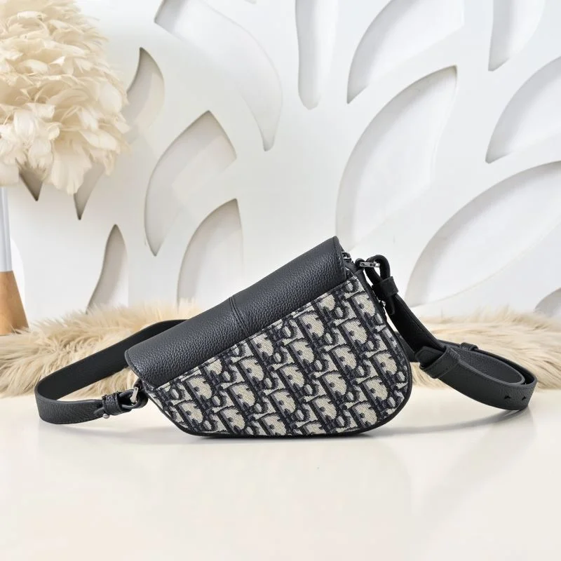 Christian Dior Saddle bags Casual 46383