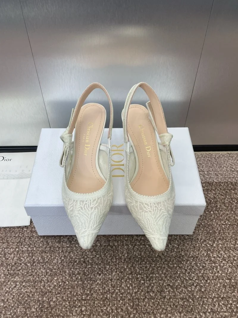 Trendsetting Christian Dior Sandals 22002