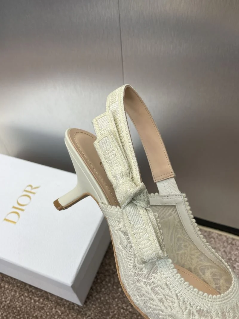 Trendsetting Christian Dior Sandals 22002