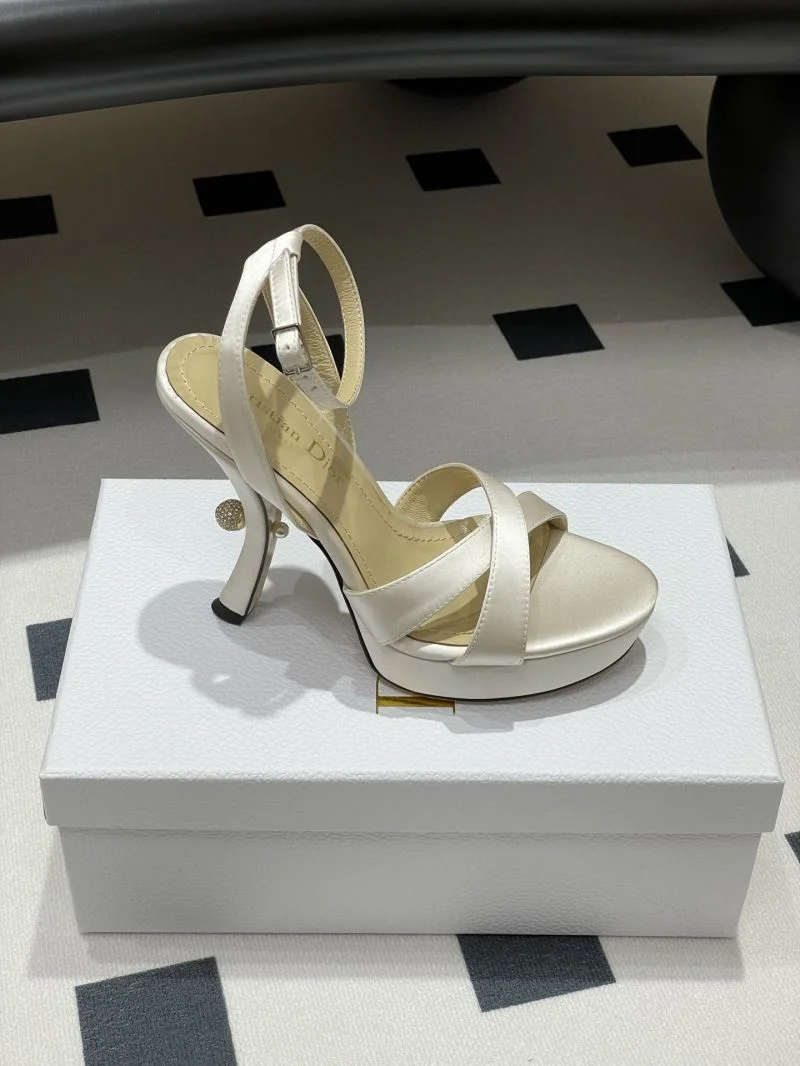 Christian Dior Sandals ModernLook 21472