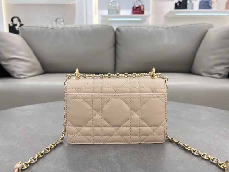 Resilient Christian Dior Satchel Bags 47144
