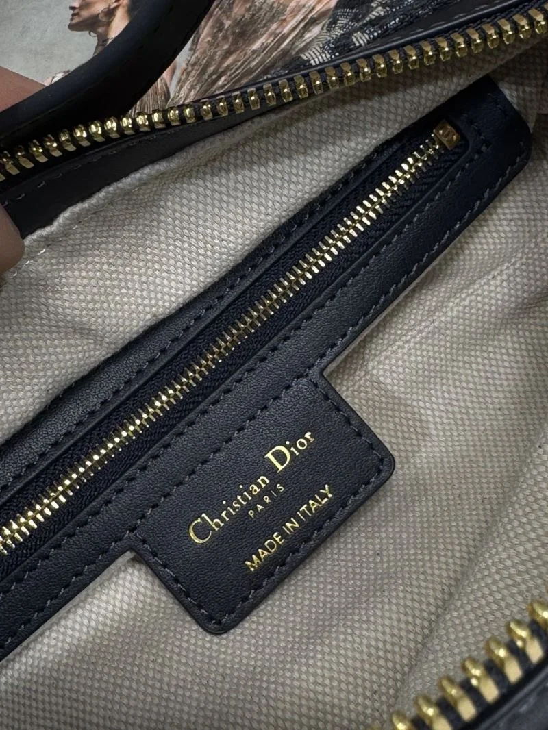 WeatherProof Christian Dior Satchel Bags 46311