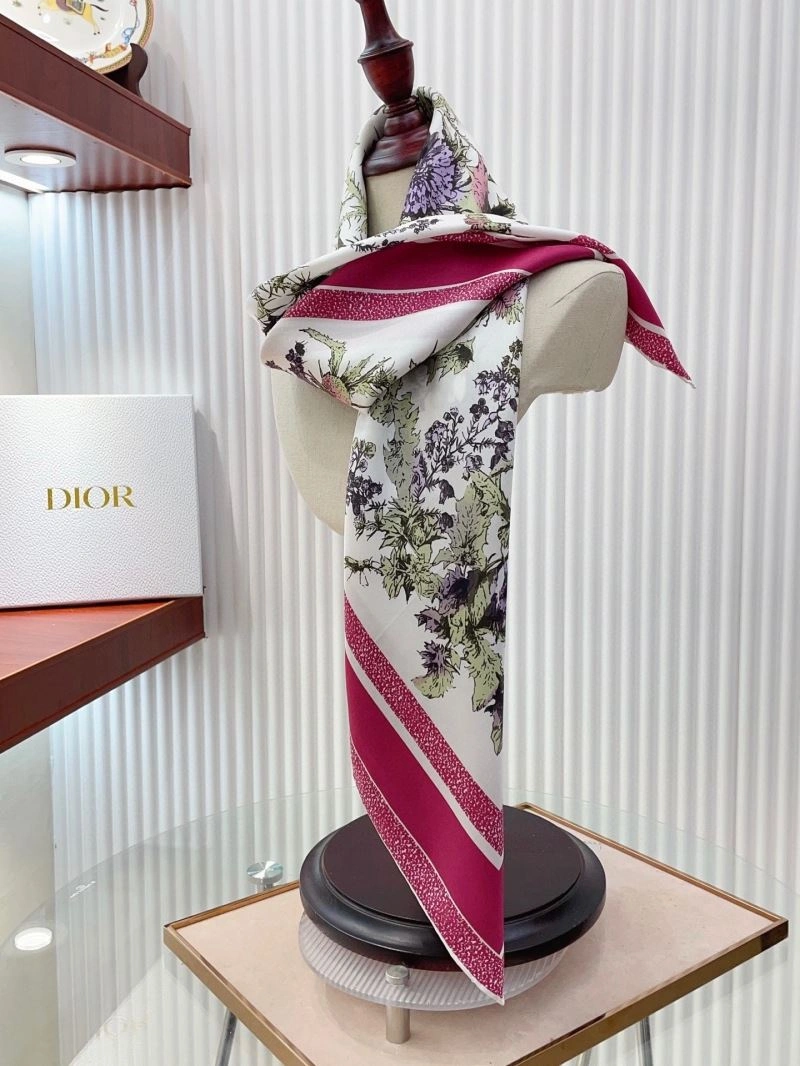 Tailored Christian Dior Scarf 270763
