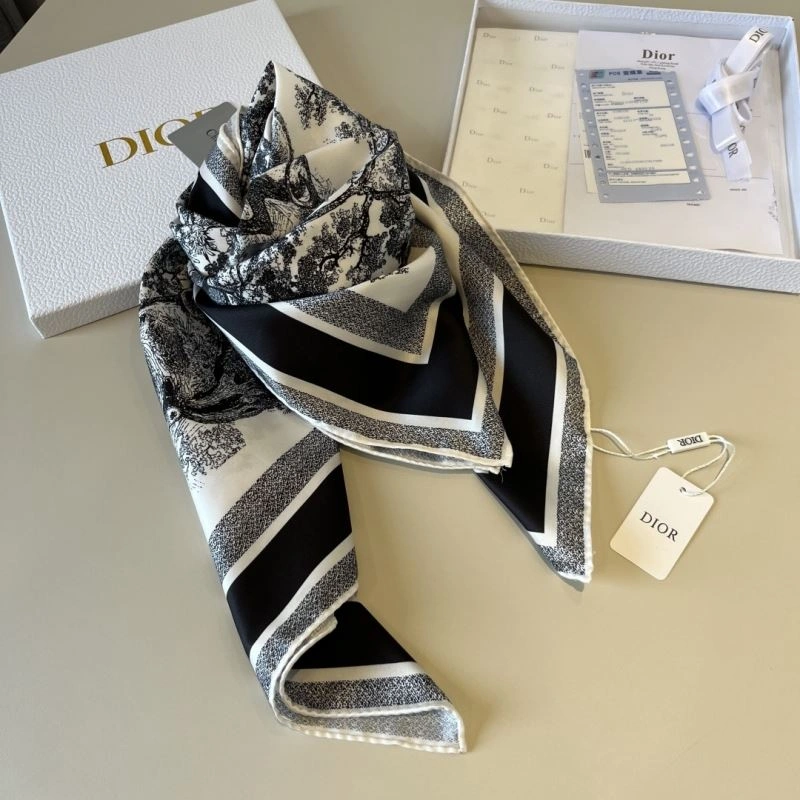 Christian Dior Scarf Trendsetting 270723