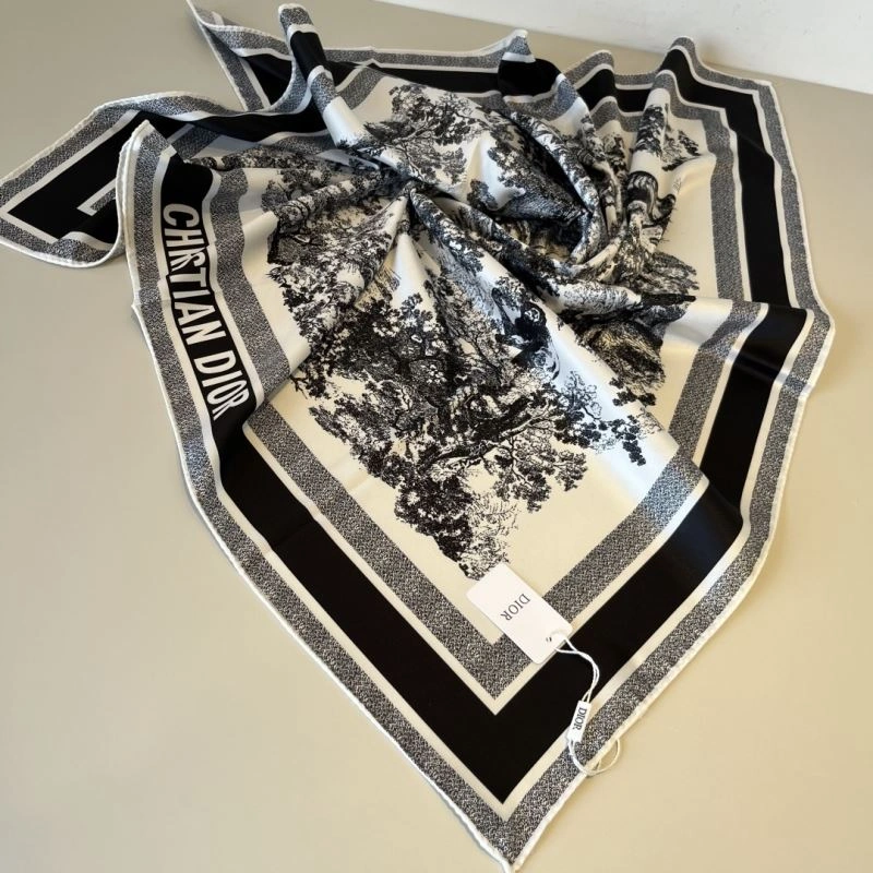 Christian Dior Scarf Trendsetting 270723