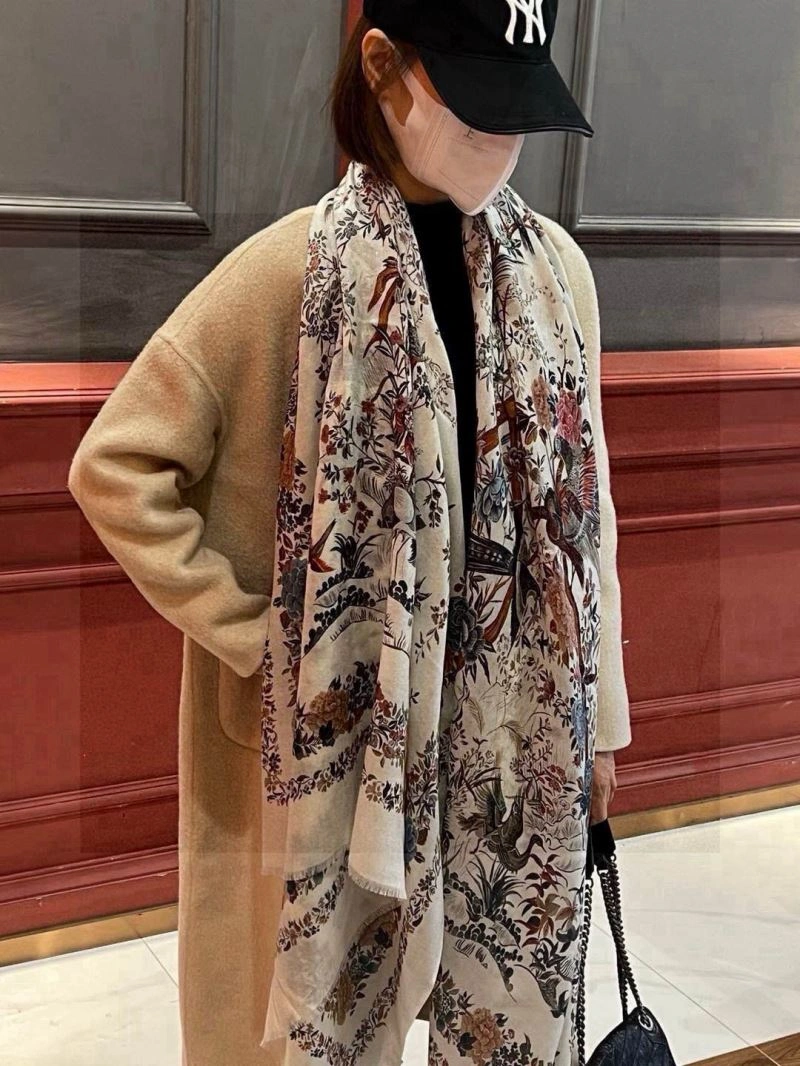 SmartChoice Christian Dior Scarf 271151