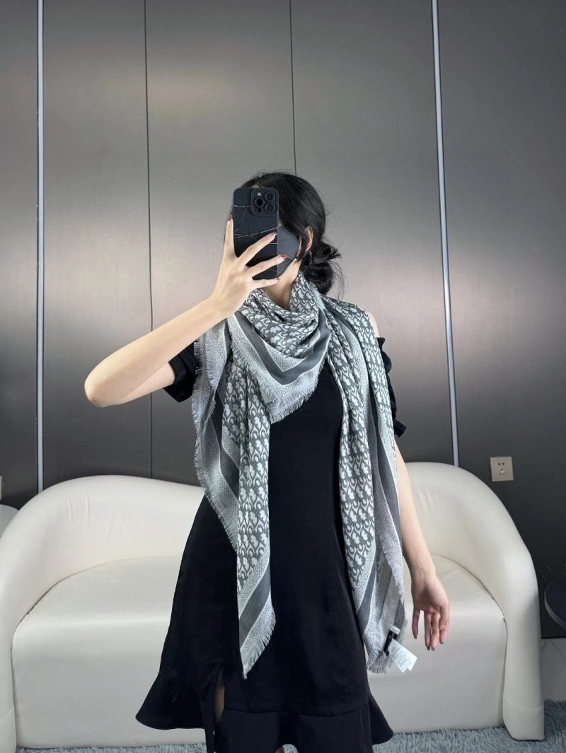 OdorResistant Christian Dior Scarf 271146