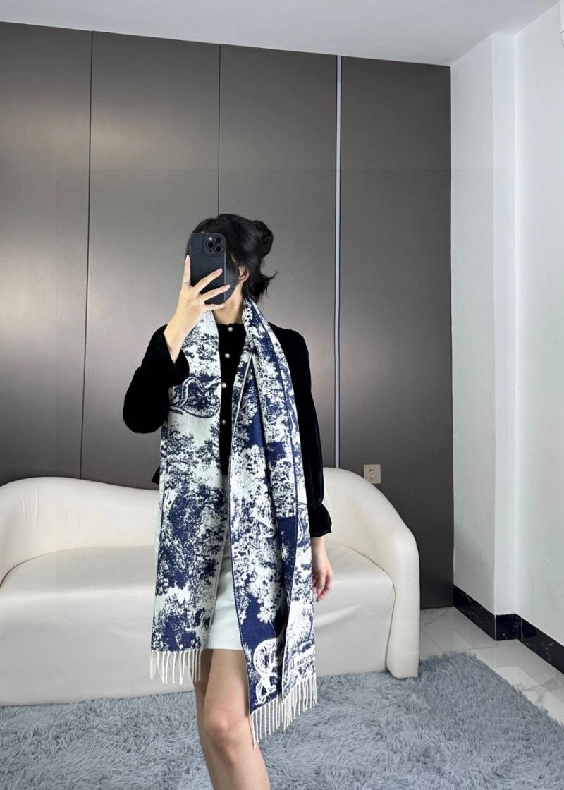 Christian Dior Scarf Refined 271123
