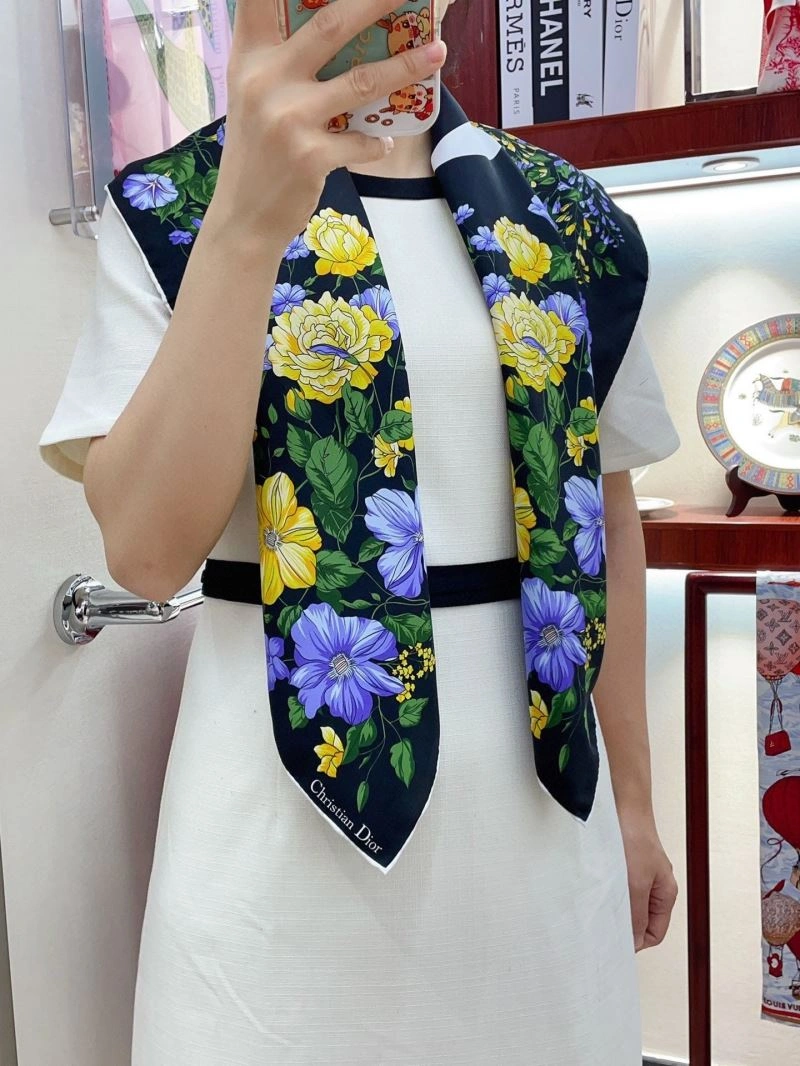 Christian Dior Scarf Trendsetting 271138