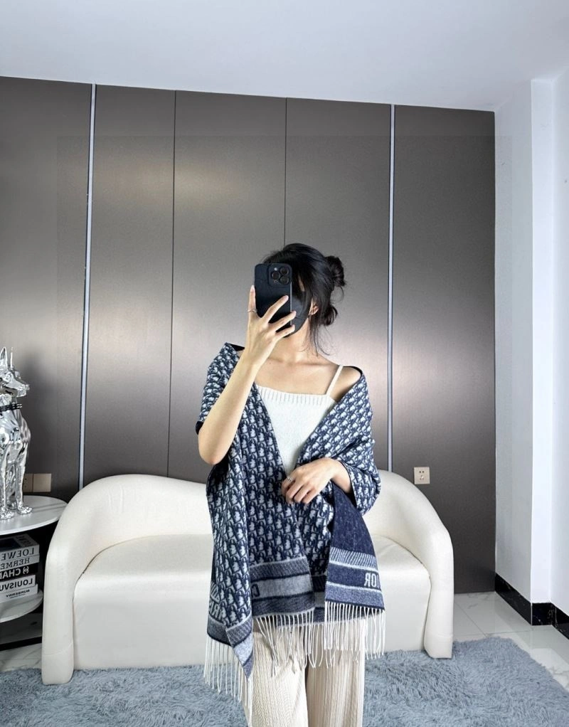 WeatherProof Christian Dior Scarf 271115