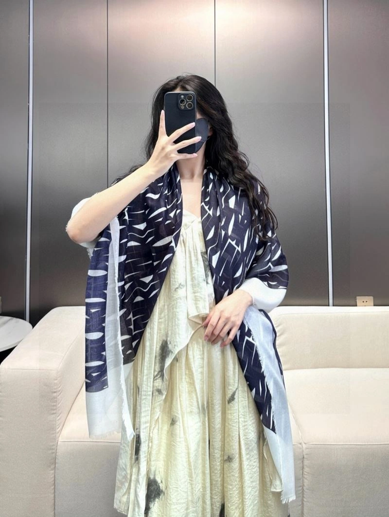 Christian Dior Scarf Functional 271112