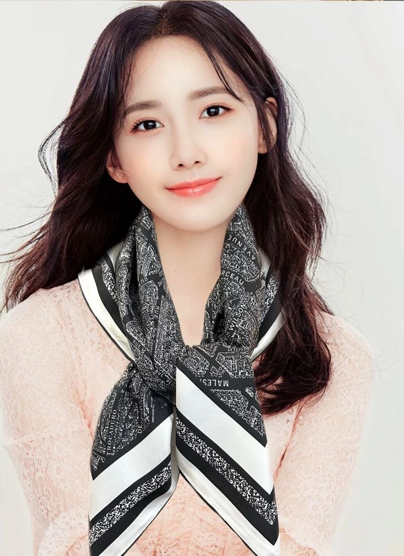 Resilient Christian Dior Scarf 271100