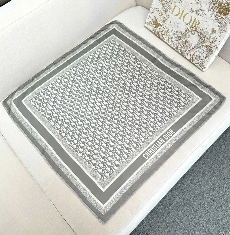 Trendsetting Christian Dior Scarf 271846