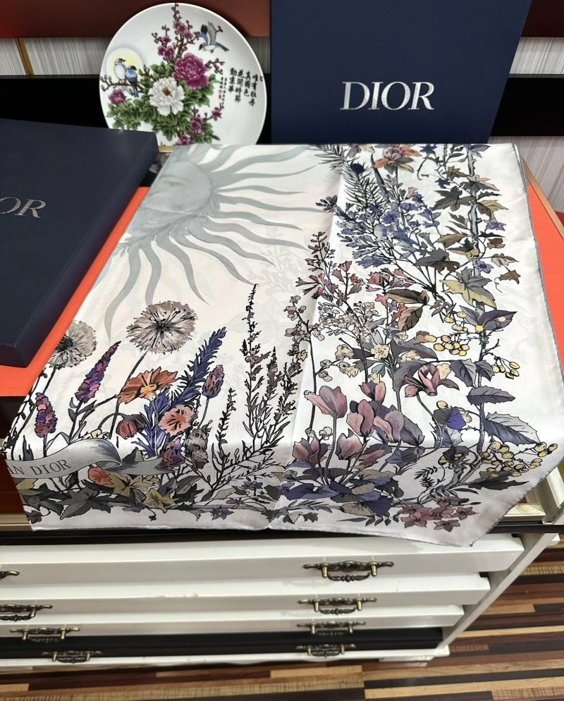 Christian Dior Scarf Sleek 271838