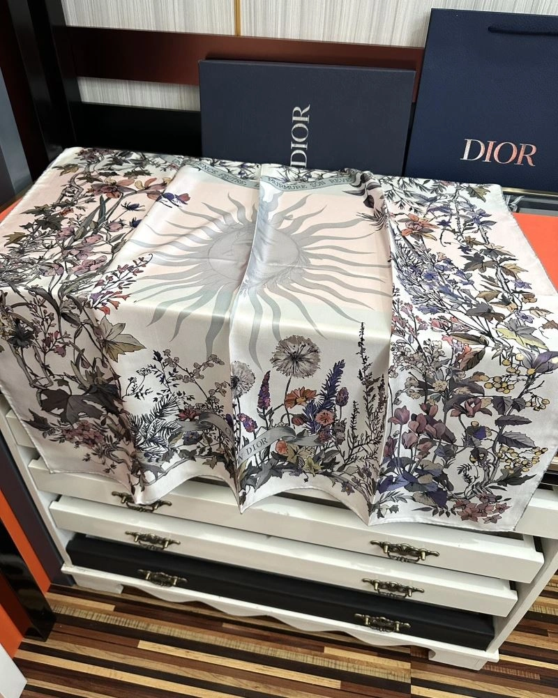 Christian Dior Scarf Sleek 271838