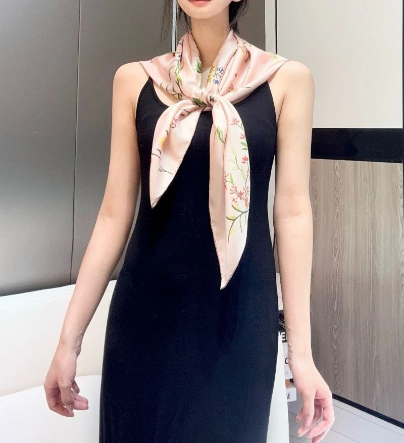 Christian Dior Scarf Durable 271855