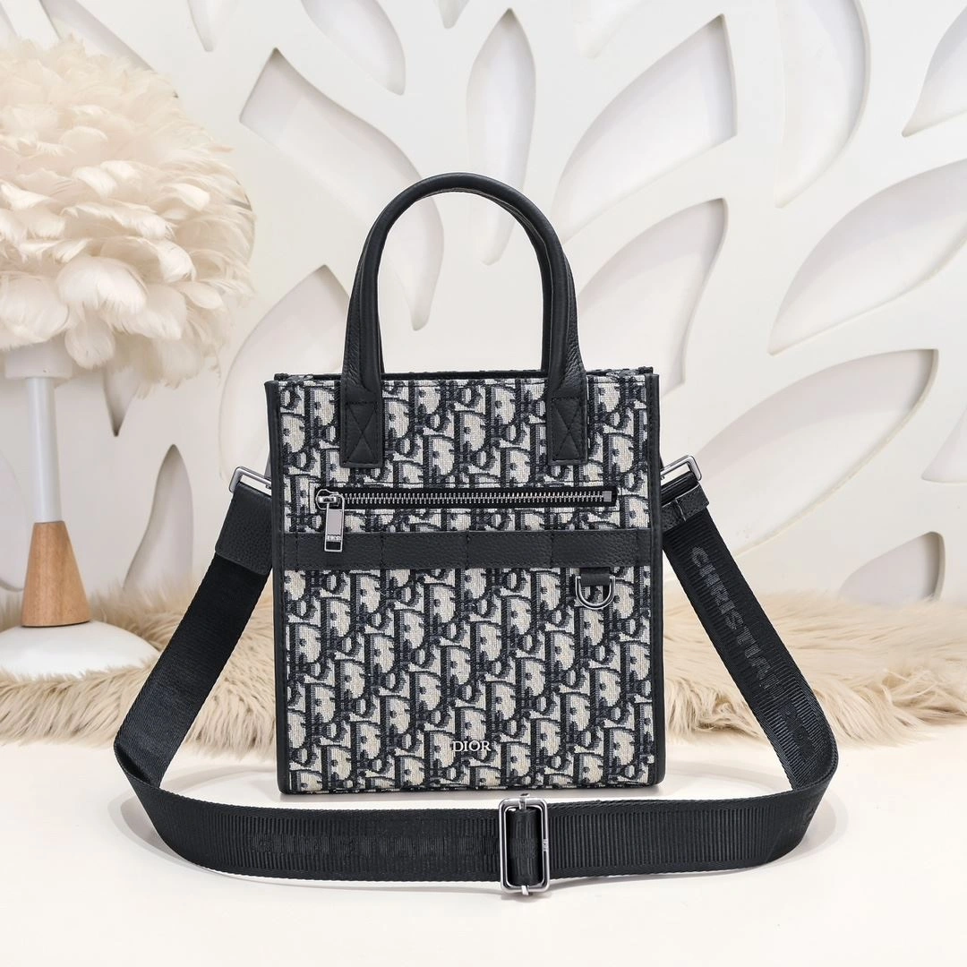 Christian Dior Shopping Bags Trendsetting 91187
