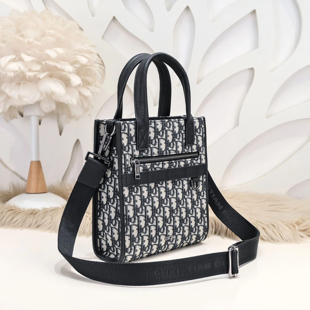Christian Dior Shopping Bags Trendsetting 91187
