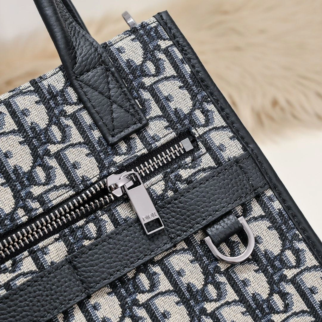 Christian Dior Shopping Bags Trendsetting 91187