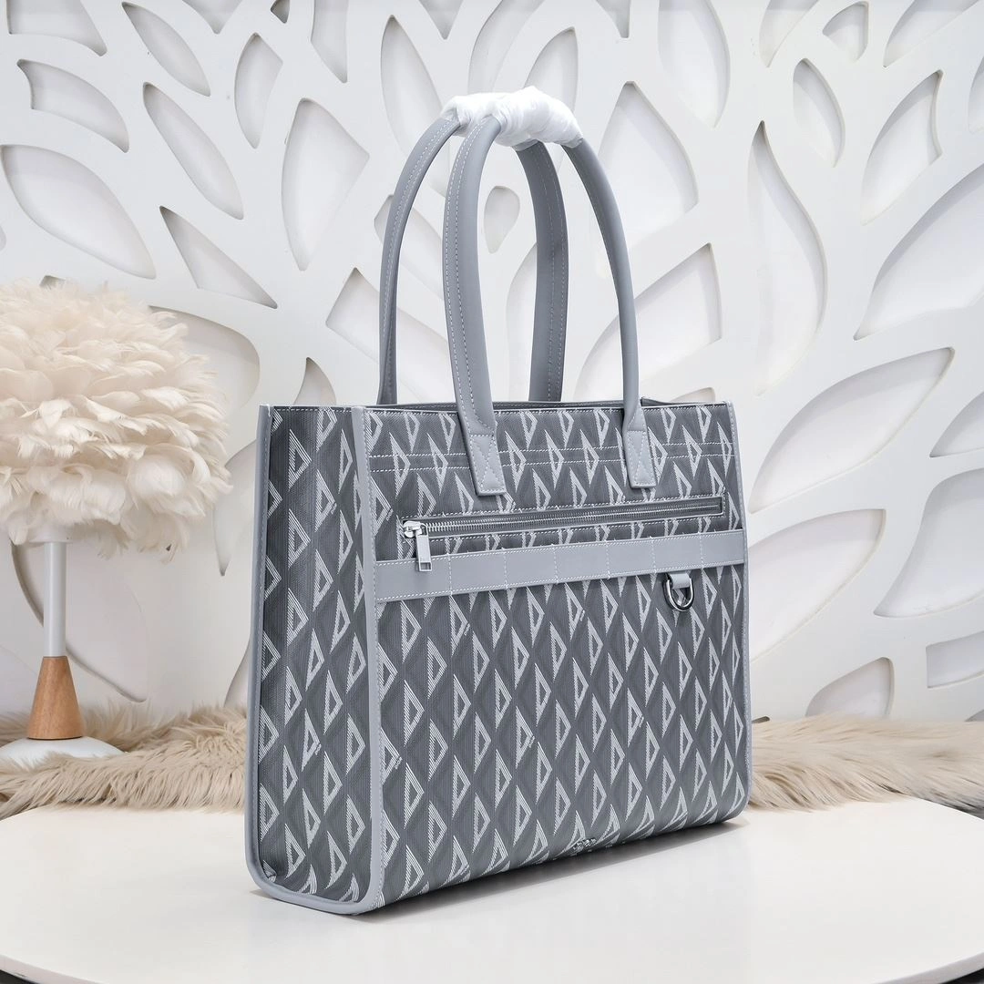 Christian Dior Shopping Bags Resilient 91205