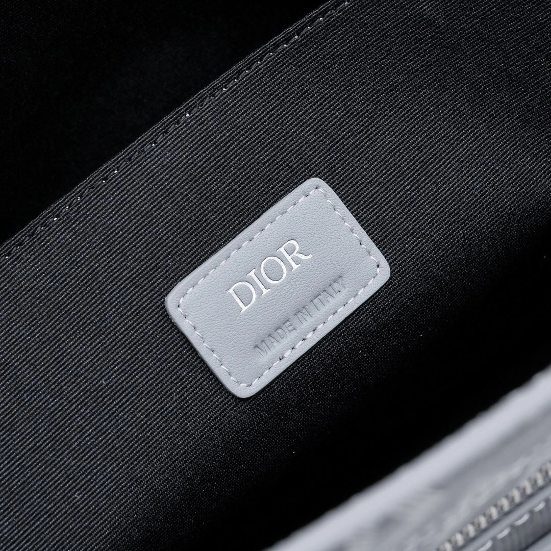 Christian Dior Shopping Bags Resilient 91205