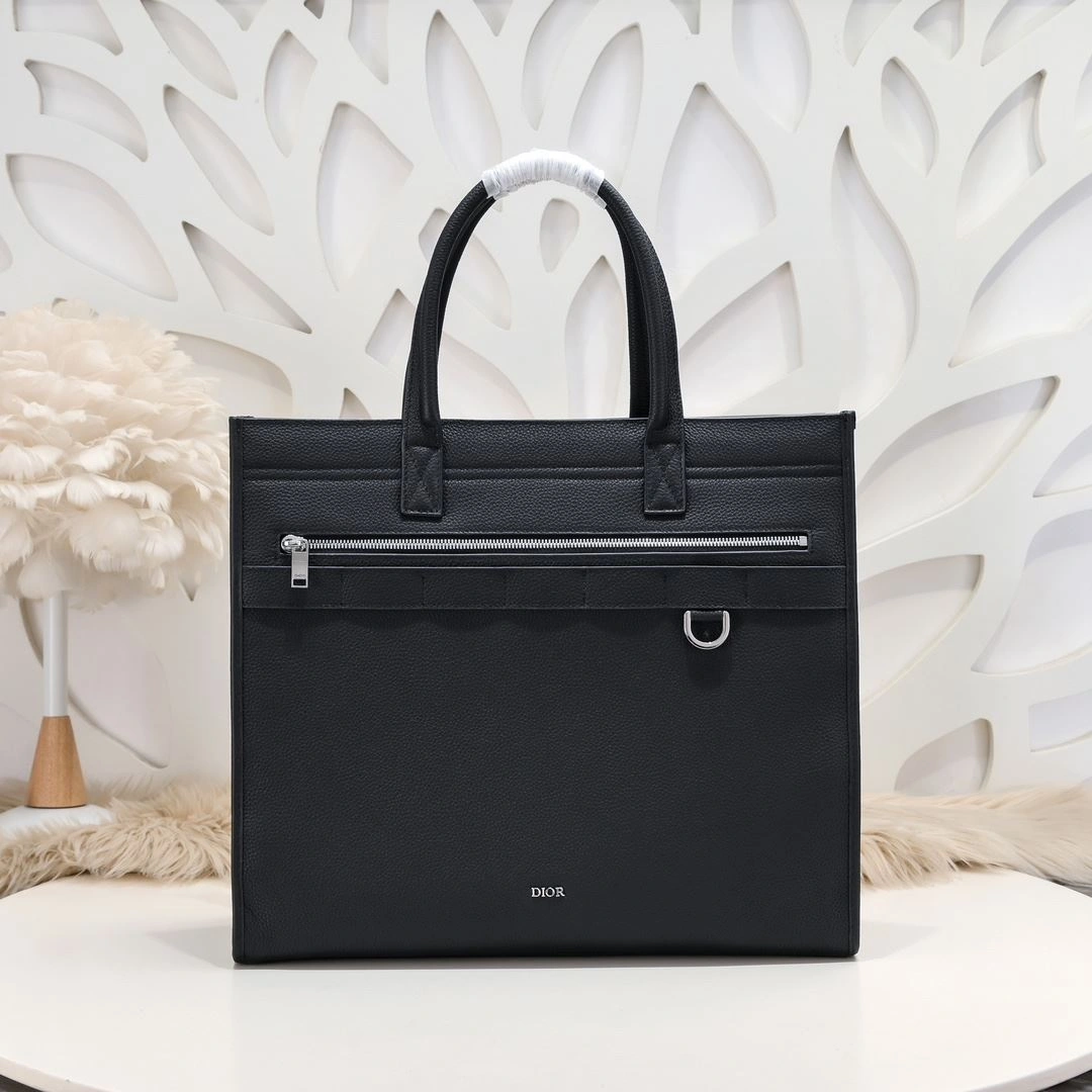 Supportive Christian Dior Shopping Bags 91179