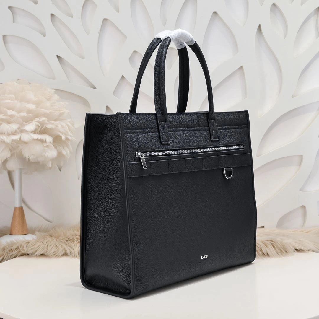 Supportive Christian Dior Shopping Bags 91179
