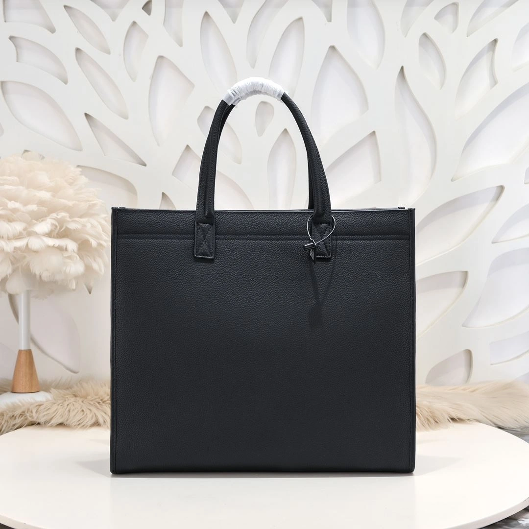 Supportive Christian Dior Shopping Bags 91179