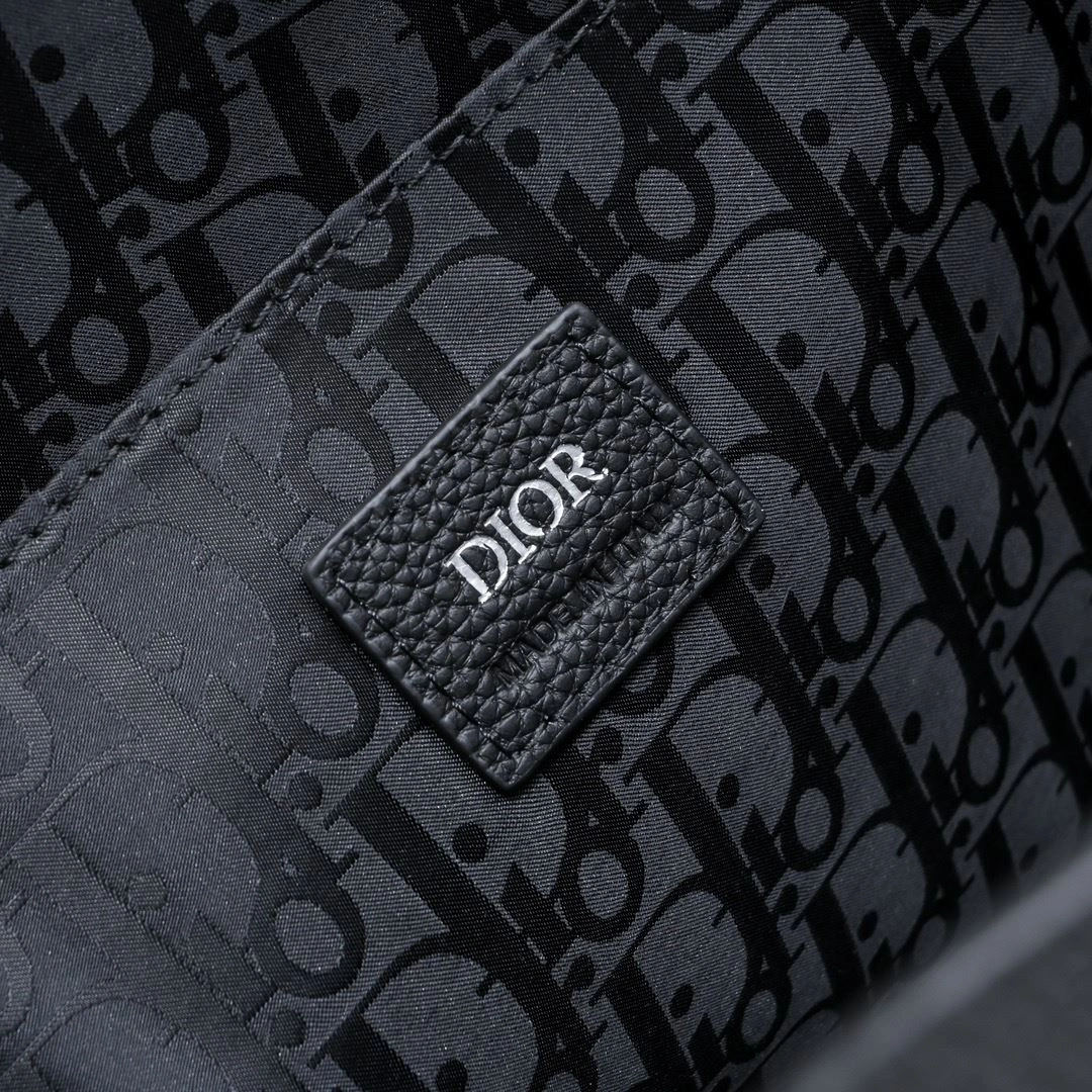 Supportive Christian Dior Shopping Bags 91179
