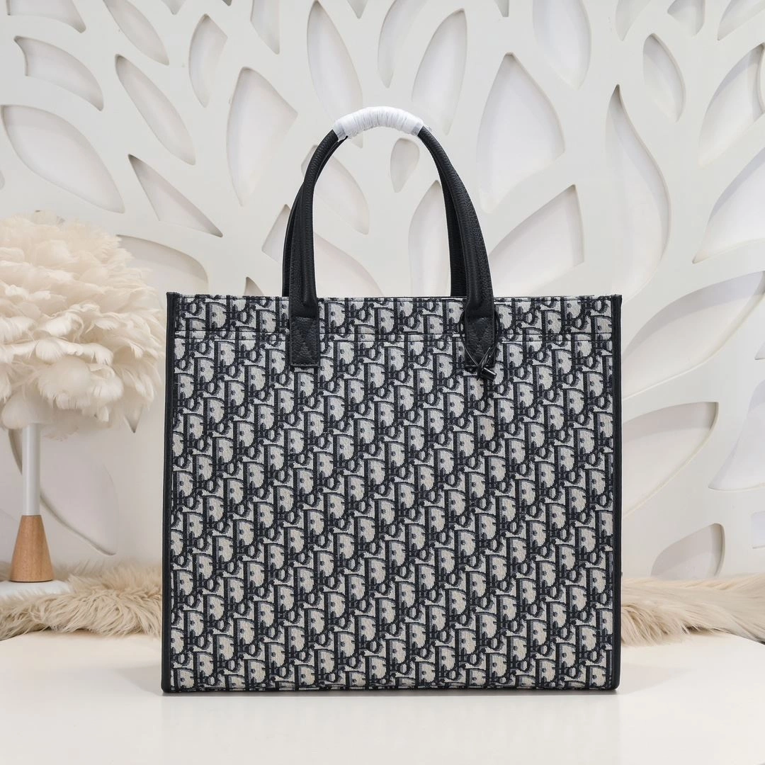 HighQuality Christian Dior Shopping Bags 91252